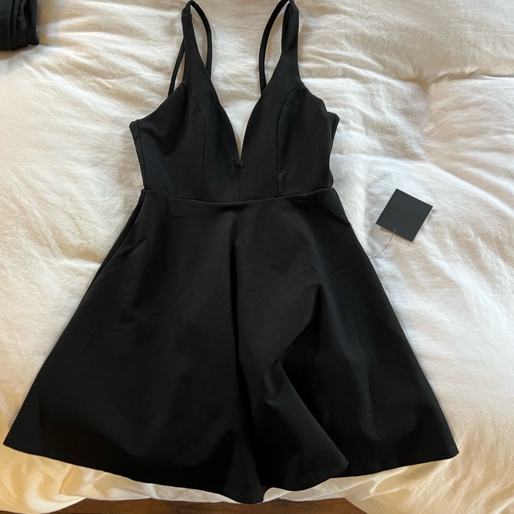 Black Lulus Deep V Skater Dress Size XS. NWT